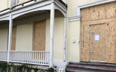 What Should You Expect From An Emergency Boarding Up Service?